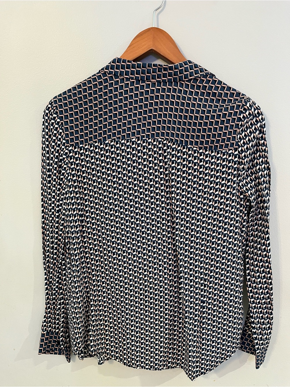Topshop Blue, Salmon Pink, Black & White Geometric-Pattern Button-Down Shirt - Picture 4 of 6